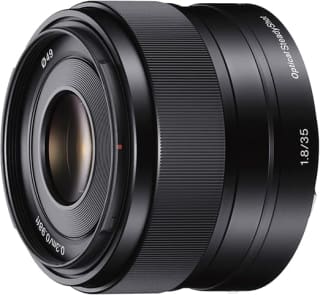 Lente Angular con Montura Sony SEL35F18 35mm por $6,411 | Descuento Amazon