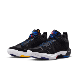 Chaussure Air Jordan XXXVII Low à 54€