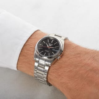 Montre automatique Seiko 5 Sports Argent SNKL45K1 à 135,20€