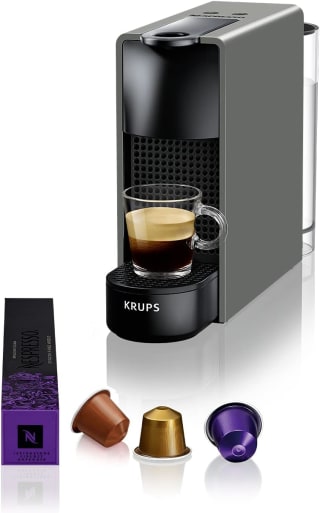 Nespresso Krups XN110BRD Essenza mini-koffiecapsulemachine voor € 68,99 dmv code bij Amazon