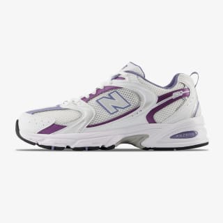 Diverse New Balance 530 schoenen voor €83,99 per paar bij Sneakerbaas