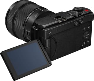 Panasonic Lumix S9 - Systeemcamera - + 28-200mm f/4-7 Lens - voor €1.899 bij Amazon