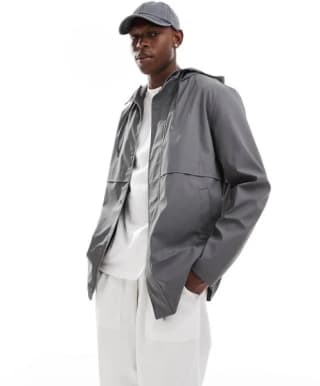 Chubasquero gris carbón ASOS DESIGN por 10,50€