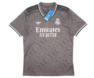 Camiseta 3a Equipacion Real Madrid 24/25 por solo 59€