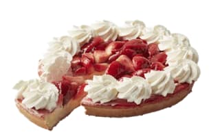 PLUS Aardbeienvlaai met slagroom voor €9,99