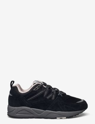 Karhu Fusion2.0-Black/Black sneakers voor €51 bij Booztlet