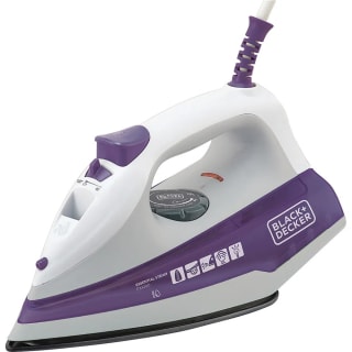 Ferro de Passar à Vapor da Black & Decker - R$ 85,40