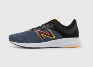 Zapatillas New Balance y Vans desde solo 26€