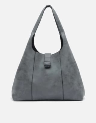 Bolso hombro con efecto lavado por 15€