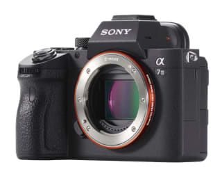 Cámara Evil Sony Alpha 7 M3 Cuerpo por 1.445,37€ + 300€ reembolso