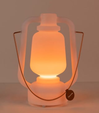 Gratis Storm oplaadbare lamp bij Lampenlicht