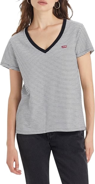 LEVI'S ® Shirt 'Perfect Vneck' voor €14,95 bij Amazon
