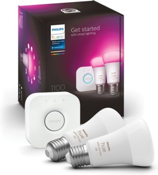 Philips Hue starterkit - wit en gekleurd licht - 2 x 9W - E27 - 1100lm - met Bridge voor €69,99 bij Bol.com