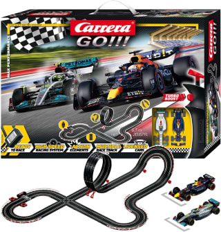 Carrera Go!!! Max Performance, 6.3 M. Max Verstappen en Lewis Hamilton voor €54,99 bij Amazon