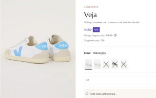 Veja lage sneakers volley voor €40,50 bij de Bijenkorf
