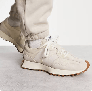 New Balance 327 premium blanco hueso por solo 78€