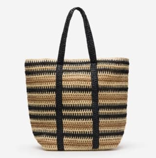 Bolso shopper rayas por 15,99€.