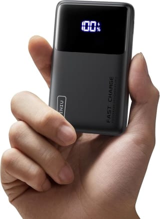 INIU 22,5 W Ultra Slim 10.000 mAh powerbank voor €15,95 bij Amazon