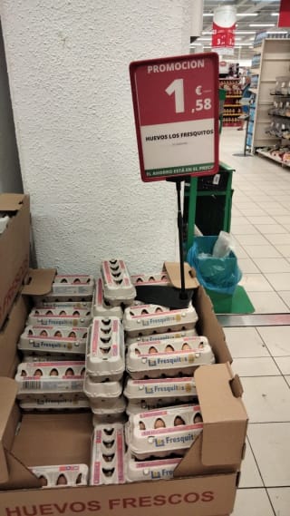 Los Fresquitos decena de huevos por sólo 1,58€.