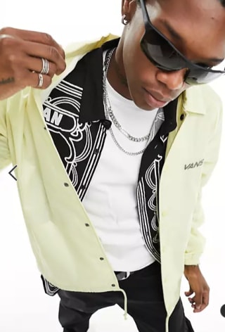 Vans Chaqueta Torrey Utility Pack + Gorro lana con pompón por 21,92€