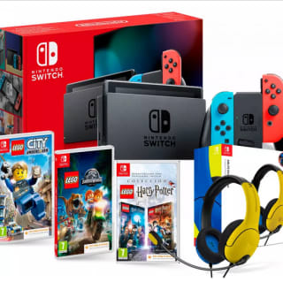 Consola Nintendo Switch 3 juegos LEGO y Auriculares LVL40" a 305€