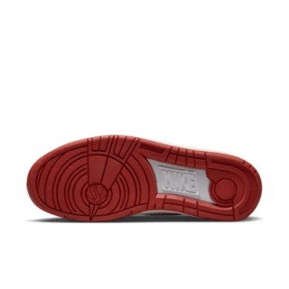 Tenis Nike Full Force Low por $1,379 en Nike