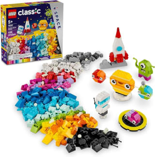 LEGO Classic Planetas Espaciales Creativos Sistema Solar por $556 en Amazon