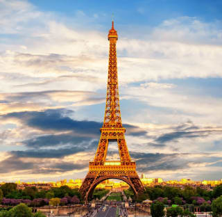 Vuelos ida y vuelta Santander - París desde 35€ con Skyscanner