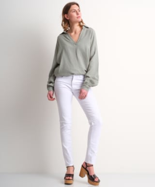 Alle damesbroeken voor €9 bij Terstal