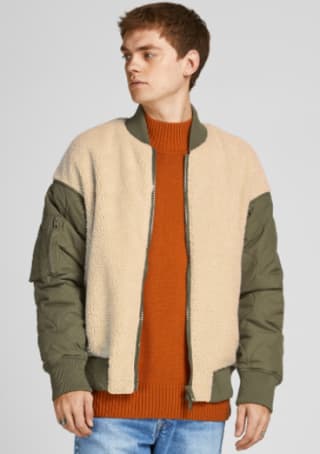 Cazadora Bomber Jack & Jones para hombre por 24€