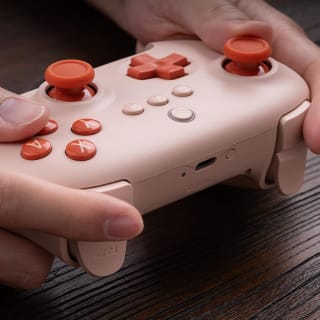 8BitDo Ultimate C Wireless Bluetooth Controller voor €19,90 bij Amazon