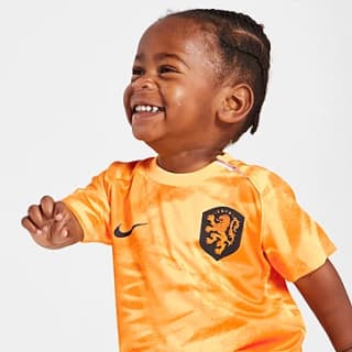 Nike Nederland 2022/23 Thuis Voetbaltenue voor baby's/peuters voor €22 bij JD Sports