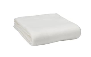 Manta SKOGVIKKE 130x160 forro blanco por 2€.