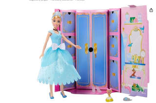 Disney Princess Royal Fashion Reveal Cenicienta Muñeca princesa con accesorios de moda sorpresa por 15€