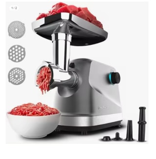 Cecotec Picadora de Carne Crusher 1400, 1360W de Potencia, Pica, Trocea y Corta, 3 Placas de corte, 1 Cuchilla Acero Inoxidable, 1,5Kg de Carne por minuto por 53.91€ (Cuenta Nueva 41.91€)