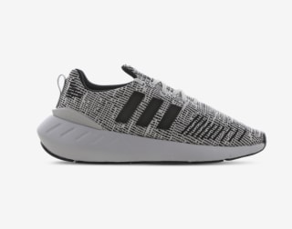 adidas Swift 22 GS sneakers in 2 kleuren voor €19,99 bij Sidestep