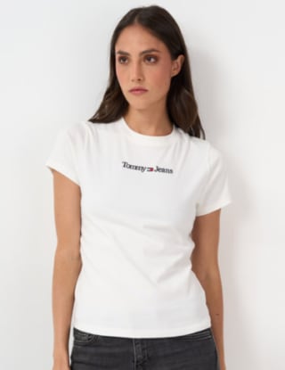 Polera Tommy Hilfiger para mujer por $17.990