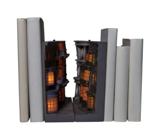 Harry Potter sujeta libros callejon Diagon enesco wizaring world por solo 29,99€