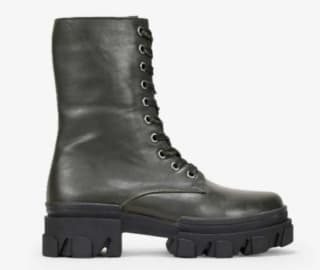 Botas militares de piel verde con suela track por 17.95€