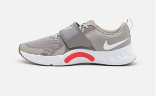 Nike RENEW RETALIATION 4 Zapatillas de entrenamiento por 44,58€