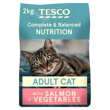 Collect a complete and nutritional cat biscuits salmon and vegetables 2kg from Tesco Bradford for only £0.70