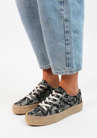 Mid season sale bij Sacha tot 60% korting