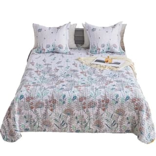 Colcha de Verano cama matrimonio de 135cm, Incluye 2 fundas de cojín 50x50 por 11.59€