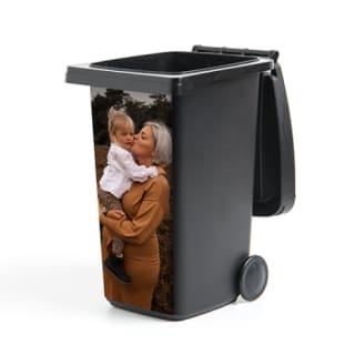 Containersticker met eigen afbeelding op maat vanaf €6,99 dmv code bij FotoCadeau