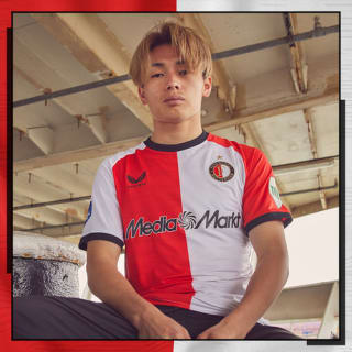 Tot 50% korting uit- en vierde tenue + gratis personalisatie in de Feyenoord Fanshop