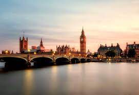 Vuelo Londres y hospedaje Hotel Copthorne Tara London Kensington desde 241€ para dos personas con Lastminute