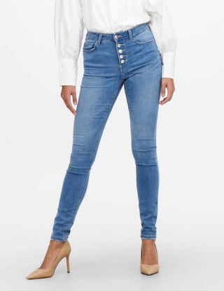 Jeans Jacqueline De Yong Skinny para mujer por $5.000