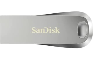 SanDisk Ultra Luxe, Memoria flash USB 3.1 de 256 GB por 26,90€.