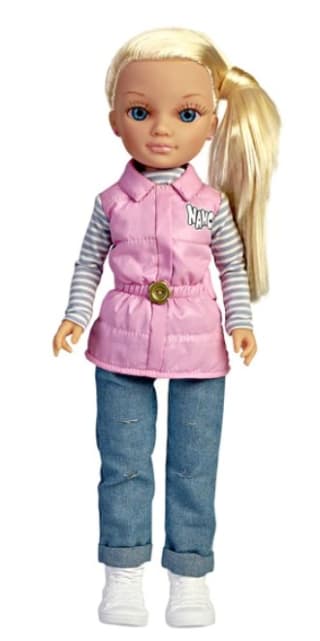 Muñeca Nancy un día chic por 12,48€.