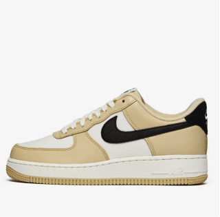 Zapatillas Nike Air Force 1 '07 LX Team Gold por 78€